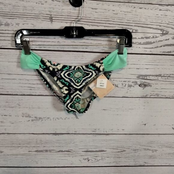 NWT: "Eidon" woman's bikini bottoms - Picture 1 of 10
